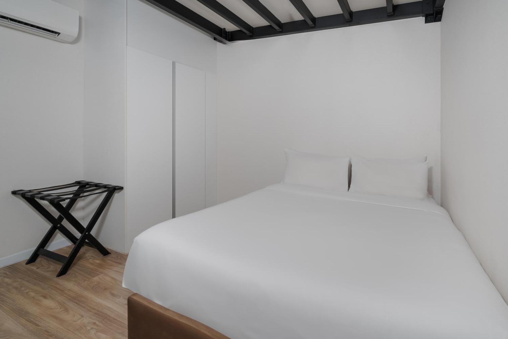 Surestay By Western Ramintra 5* Бангкок